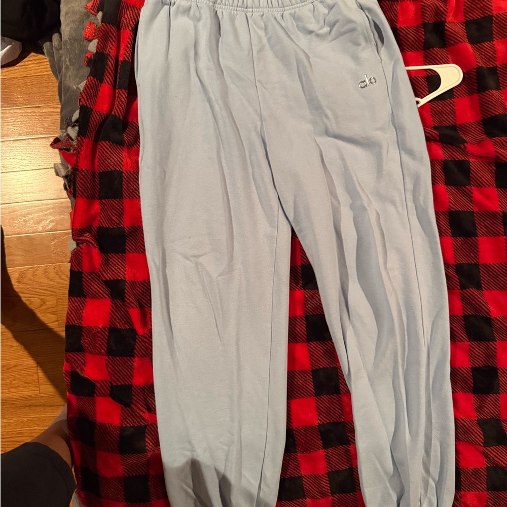 Alo Cargo + Sweatpants Bundle